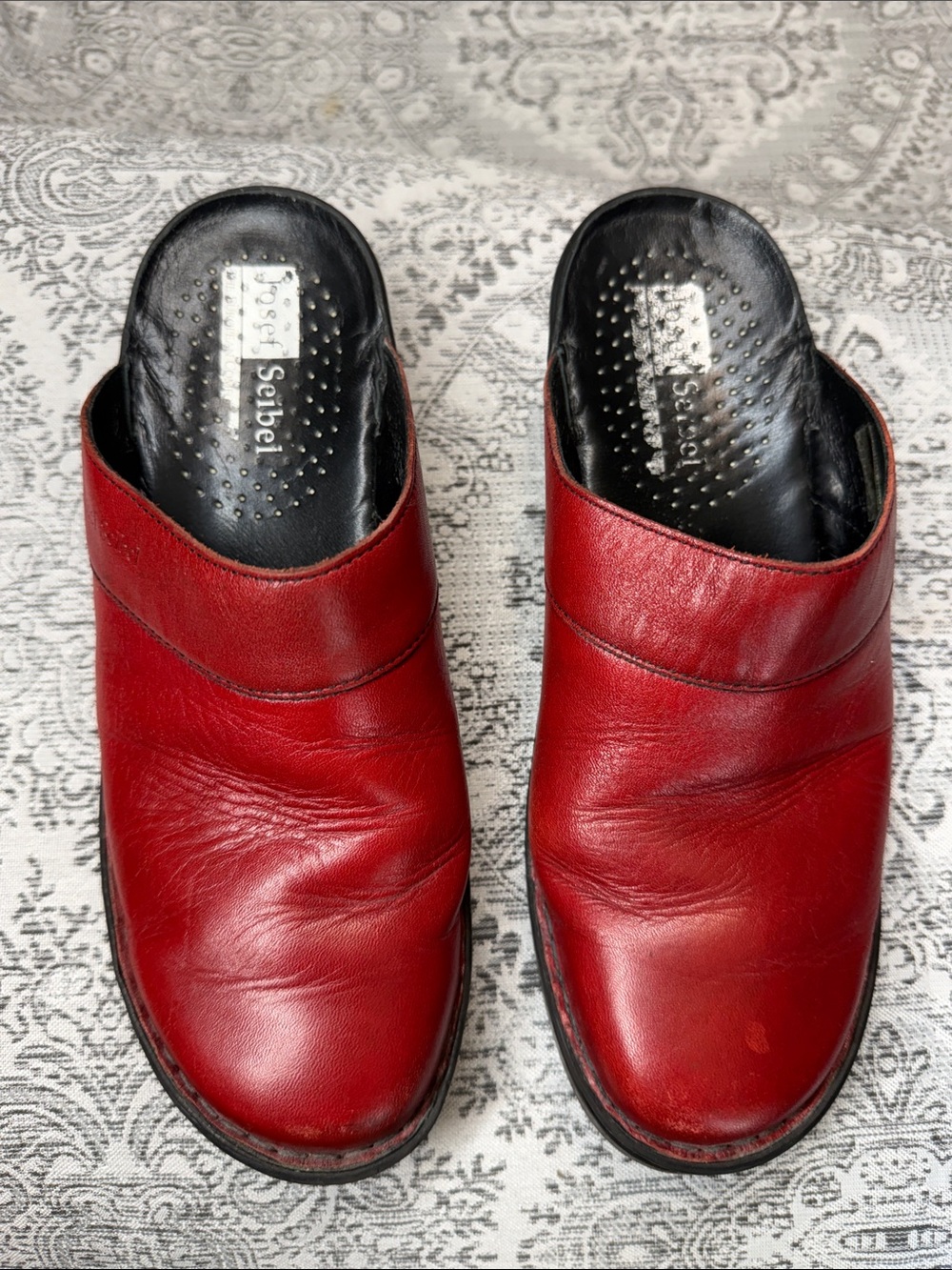Josef Seibel Men’s Red Leather Slip-On Clogs - 8.0 to 8.5
